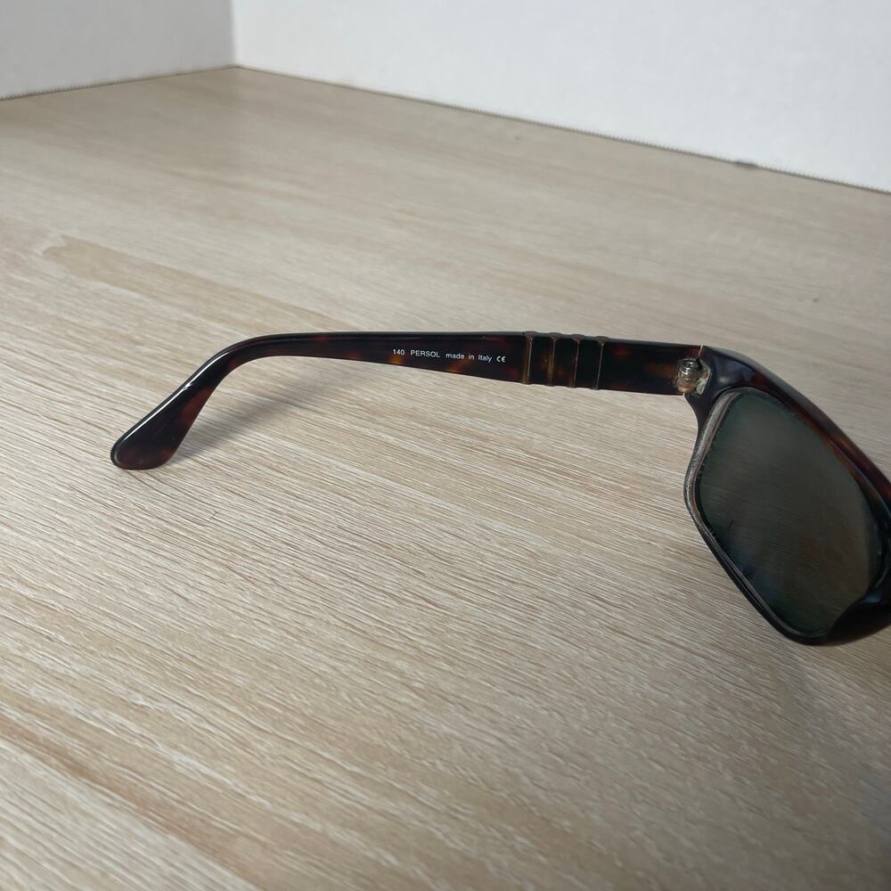 Tortoise Shell Sunglasses - Picture 5 of 9